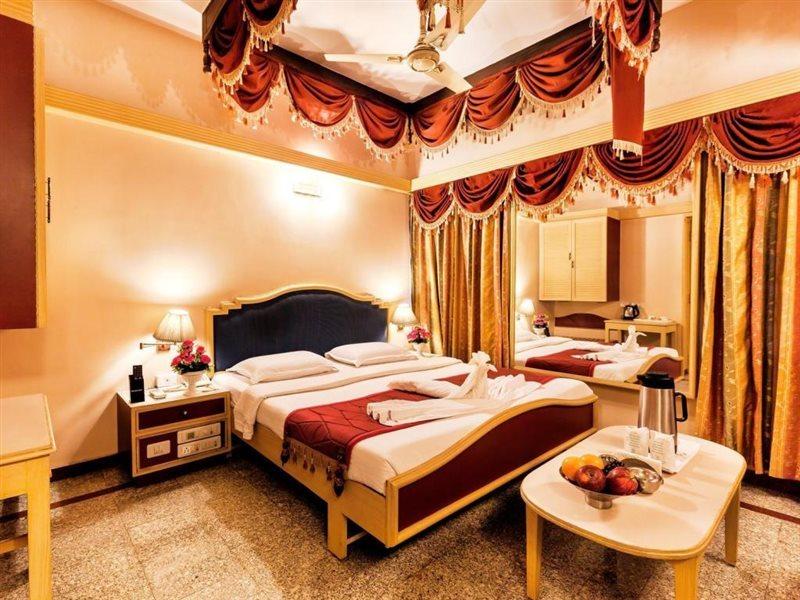 Sree Bharani Hotels Tirunelveli Eksteriør billede