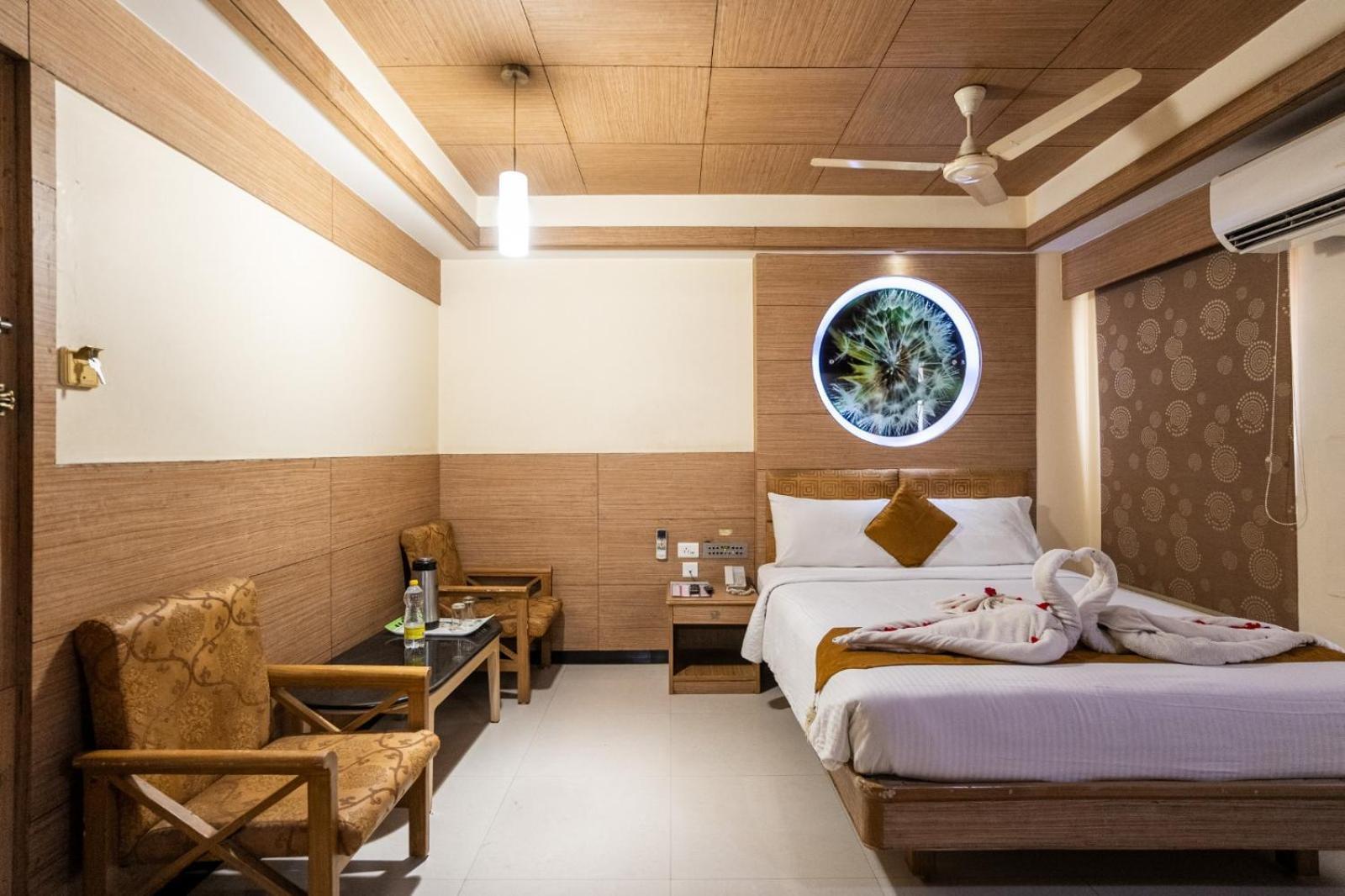 Sree Bharani Hotels Tirunelveli Eksteriør billede