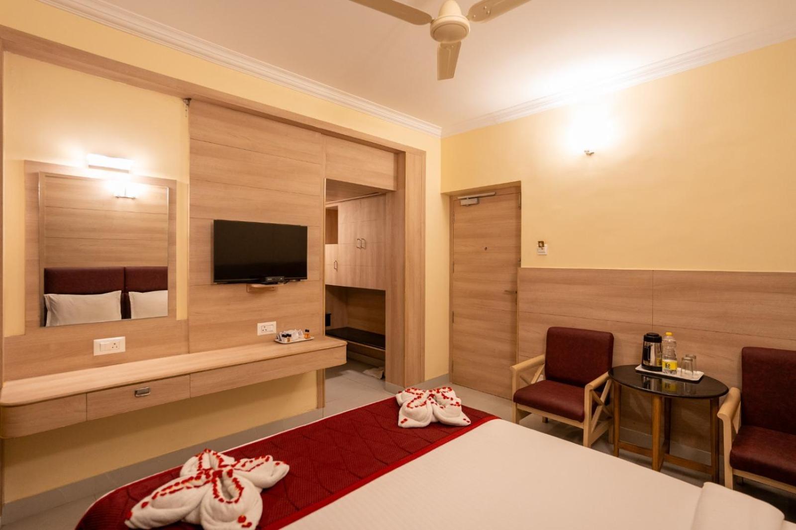 Sree Bharani Hotels Tirunelveli Eksteriør billede