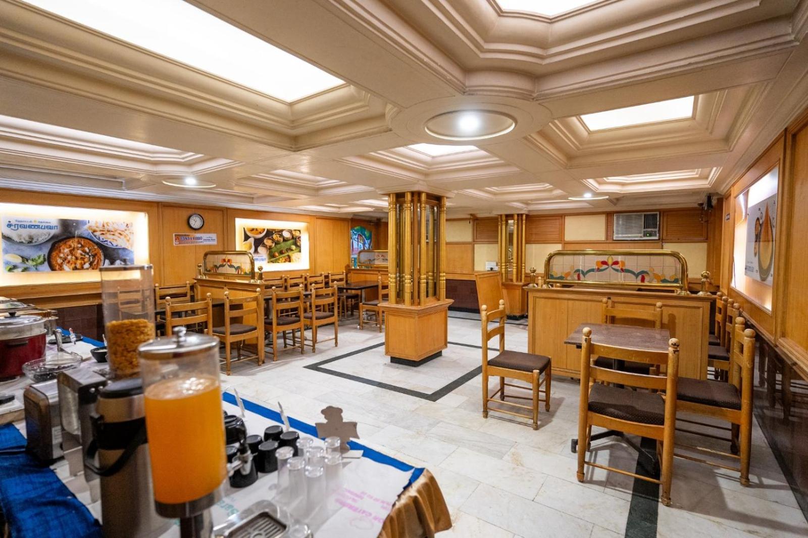 Sree Bharani Hotels Tirunelveli Eksteriør billede