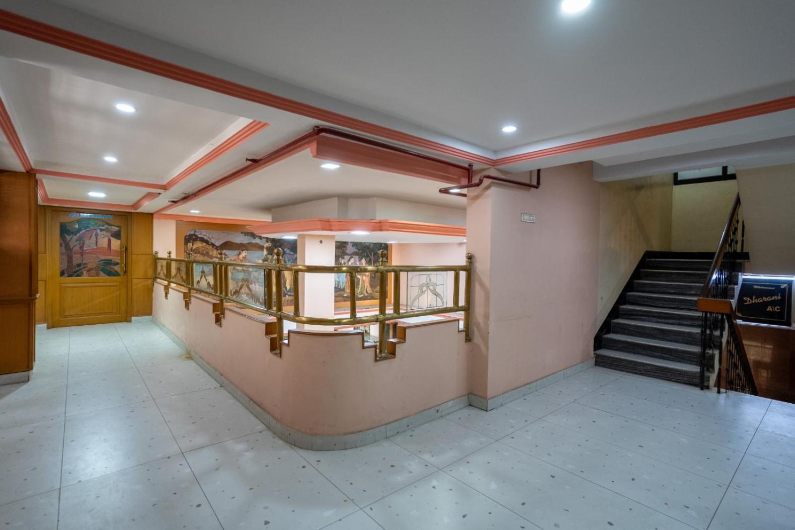 Sree Bharani Hotels Tirunelveli Eksteriør billede