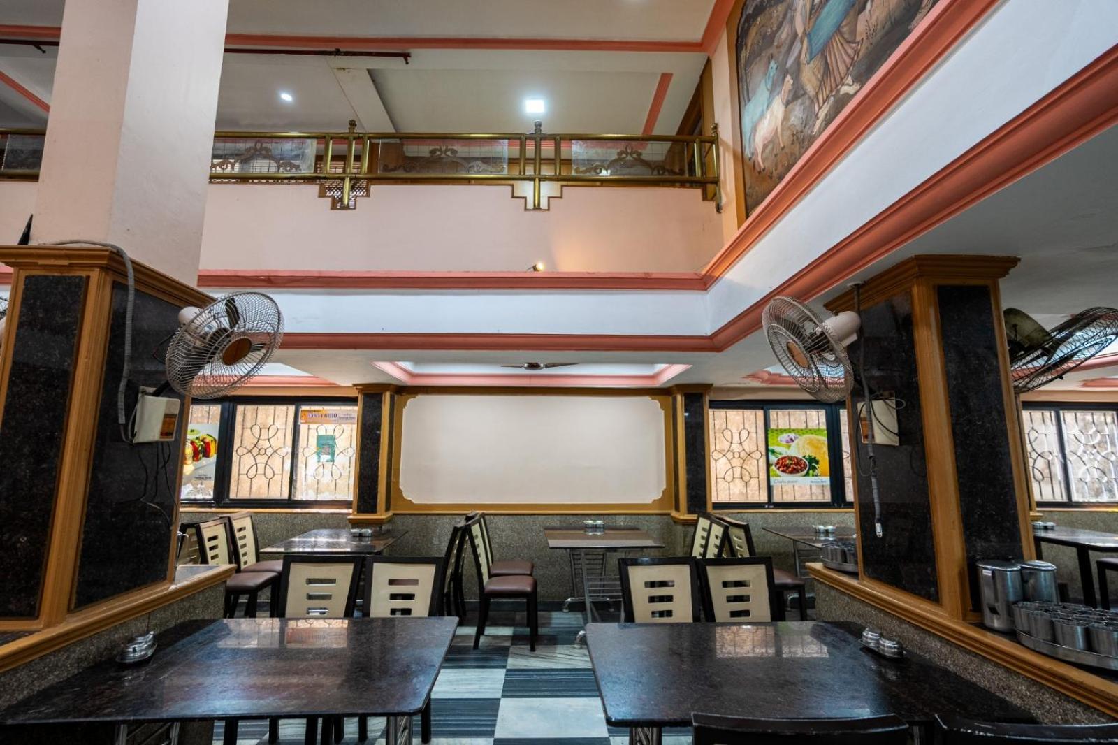 Sree Bharani Hotels Tirunelveli Eksteriør billede